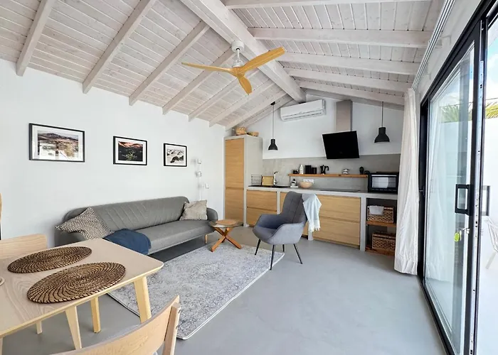 Casitas Santa Rita - Pool & Private Terraces Guatiza