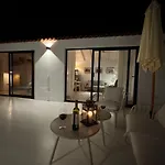 Casitas Santa Rita - Pool & Private Terraces * Guatiza
