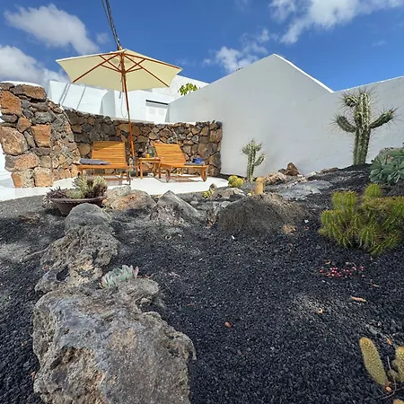 Apartment Casitas Santa Rita - Pool & Private Terraces Guatiza