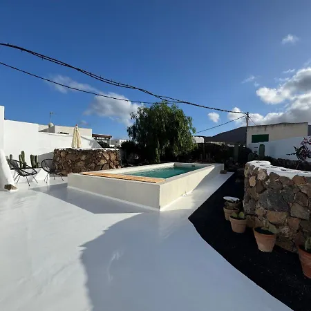 Casitas Santa Rita - Pool & Private Terraces Guatiza