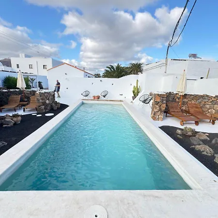 Casitas Santa Rita - Pool & Private Terraces Apartment Guatiza