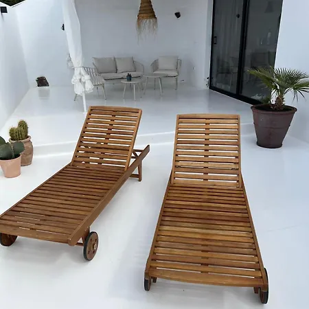 Casitas Santa Rita - Peaceful Boutique Stay In North Lanzarote Гуатиса