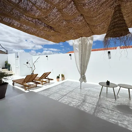 Apartament Casitas Santa Rita - Peaceful Oasis In North Lanzarote