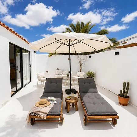 Casitas Santa Rita Adults Only Oasis With Heated Pool & Private Patios *